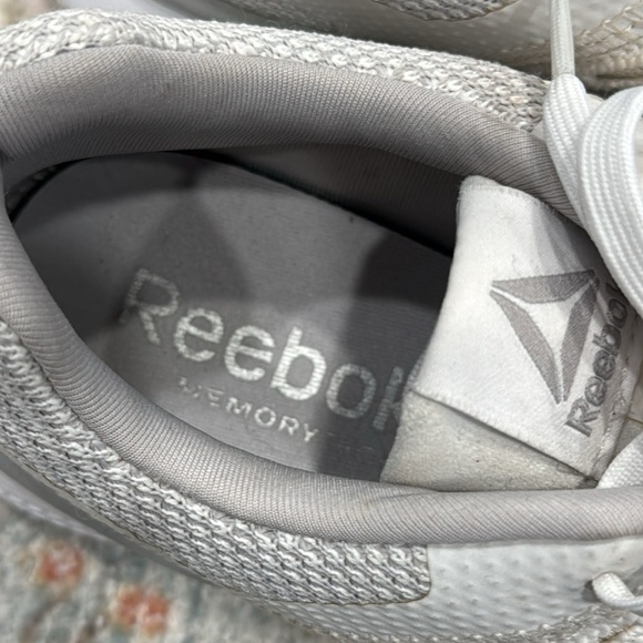 Reebok sneakers - Picture 5 of 10